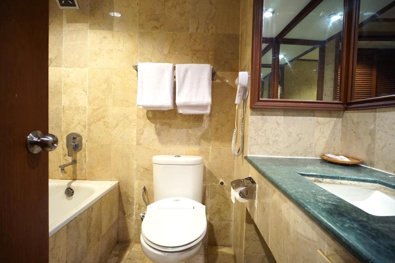 Collection O 1963 Hotel The New Benakutai Μπαλικπαπάν Εξωτερικό φωτογραφία