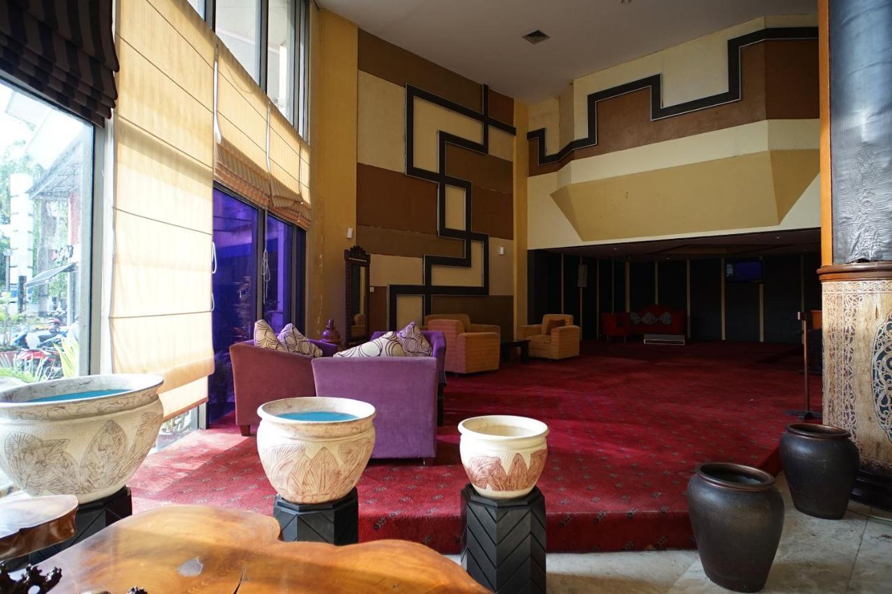 Collection O 1963 Hotel The New Benakutai Μπαλικπαπάν Εξωτερικό φωτογραφία